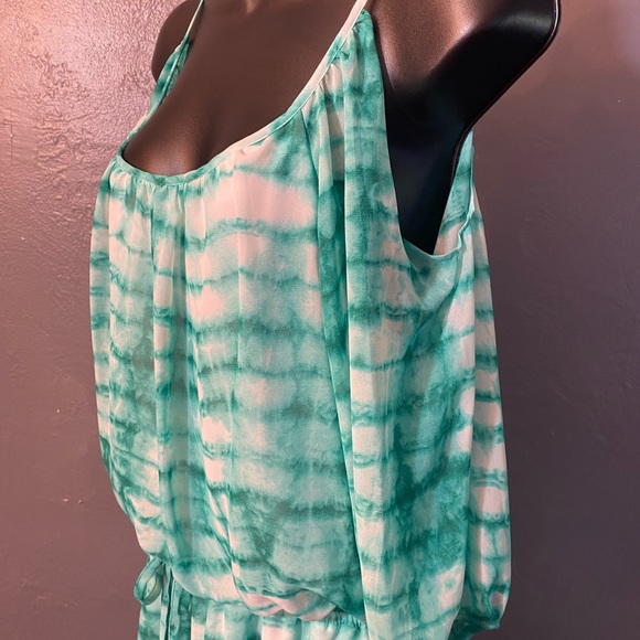 Bisou Bisou Women's Size 10 Green White Tie Dye Cold Shoulder Short Dress - Picture 5 of 16
